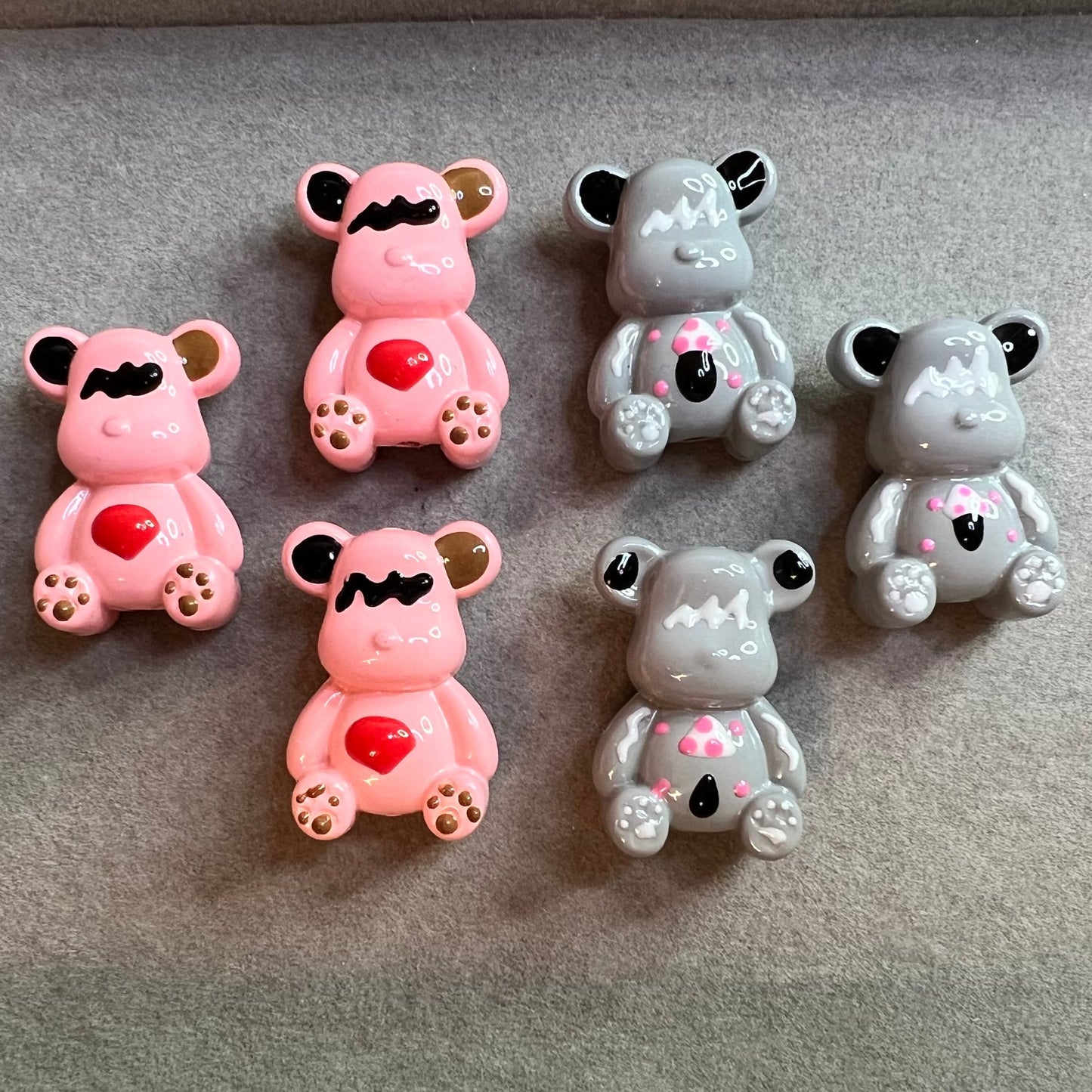 [DSB223] Double Sided Resin Bears Charms (6 pieces)