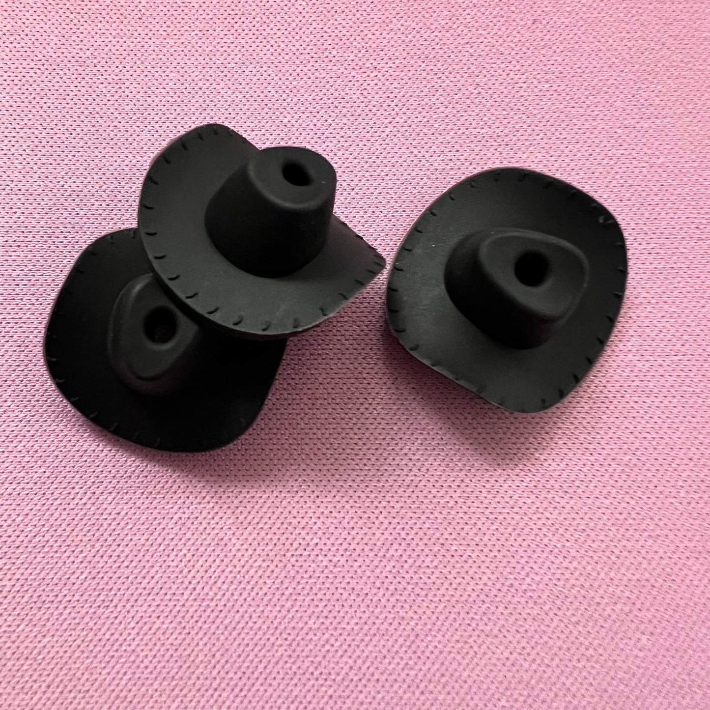 [BLK387] Cowboy Hat Silicone bead 1pcs