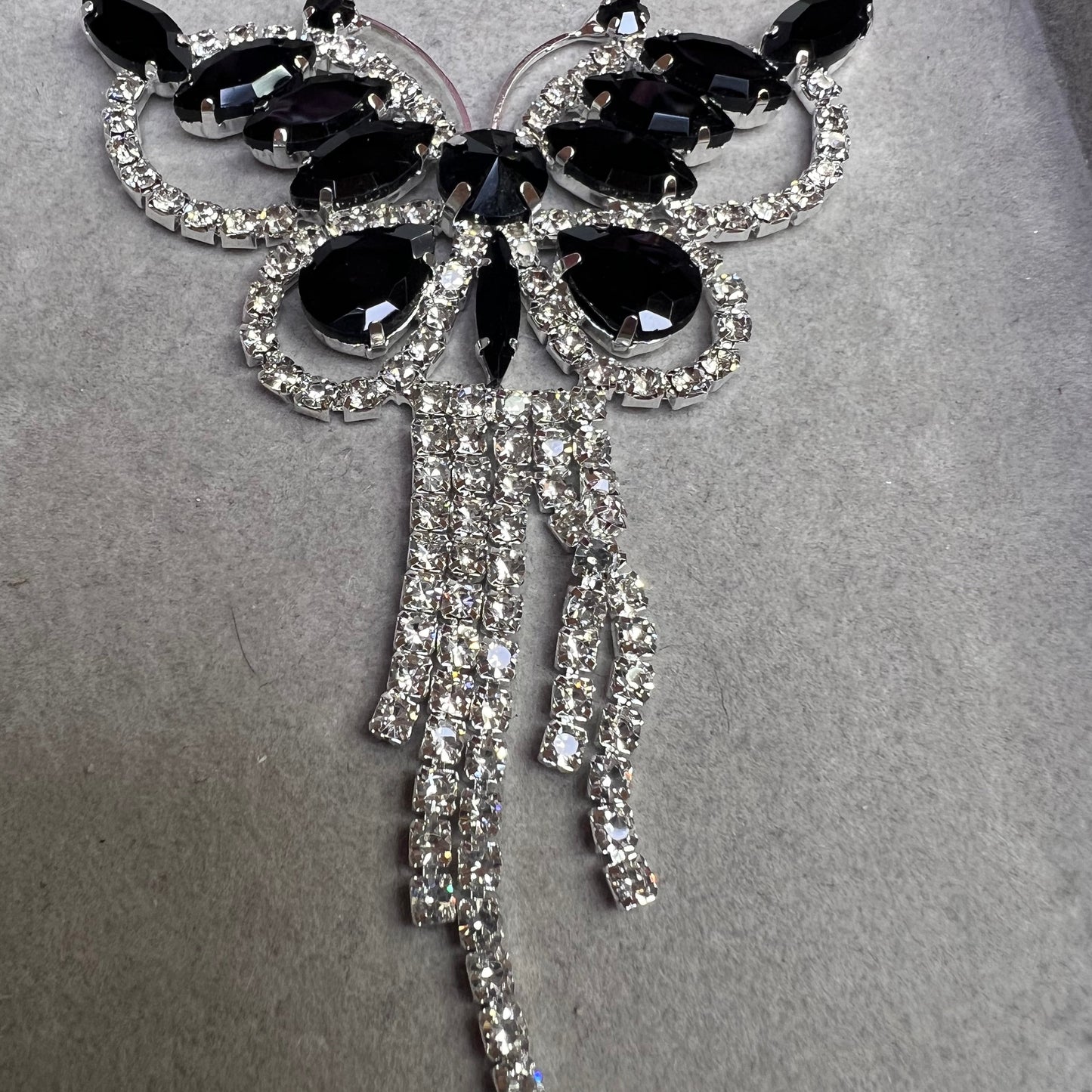 [BFCS234] Silver butterfly dangle Charms 1pcs (not a bead)