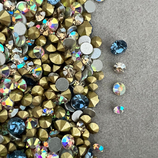 [SD335] Lost Blue K9 mix glass diamonds (1 ting glass jar)