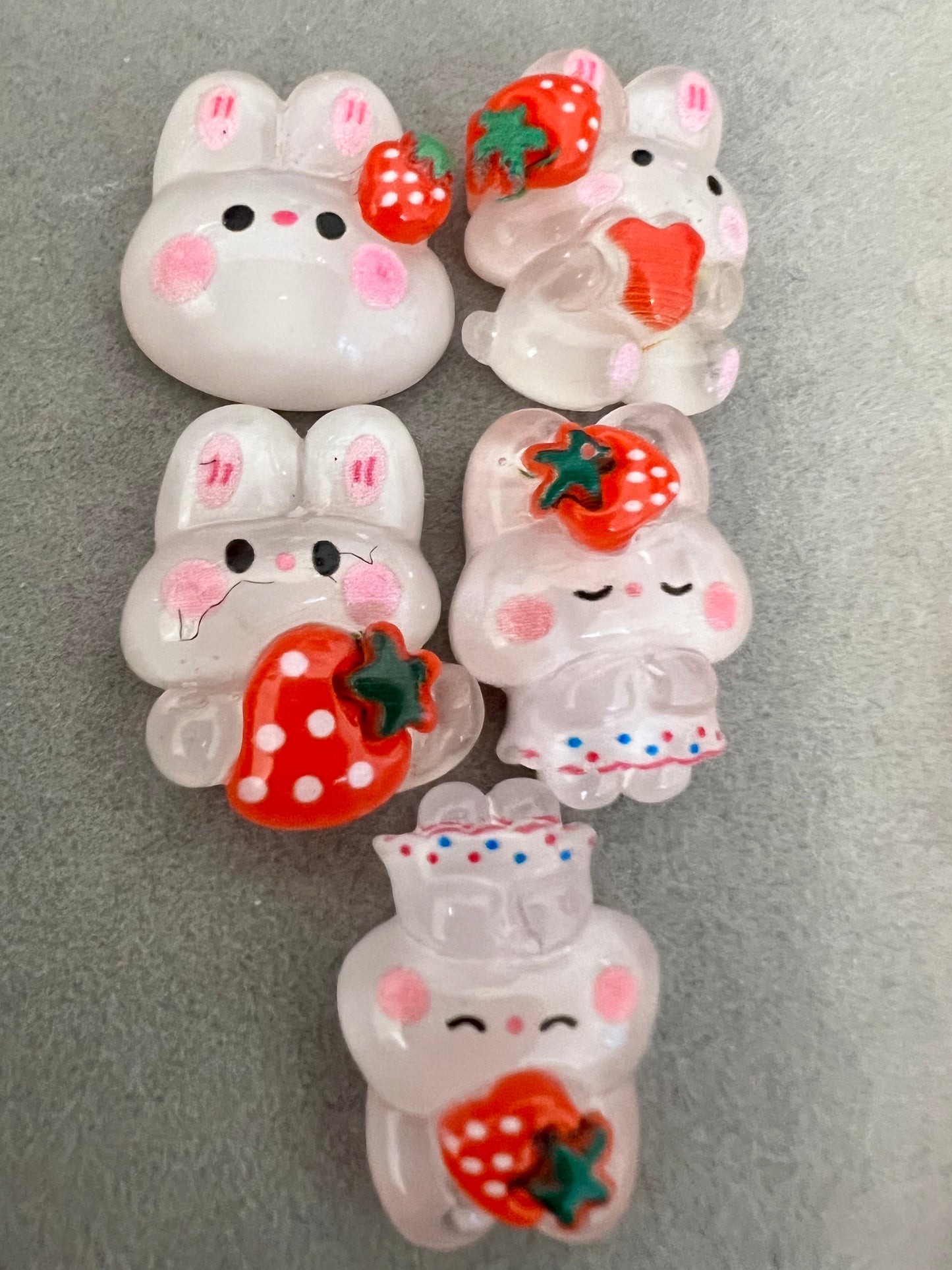 [BS1564] Strawberry Bunnies (50ml jar)